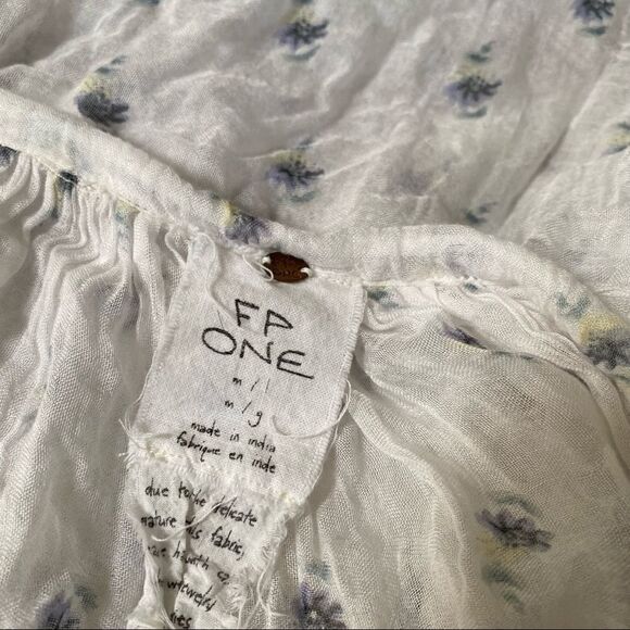 Free People One sheer floral boho Blouse tunic m/l - Picture 8 of 8